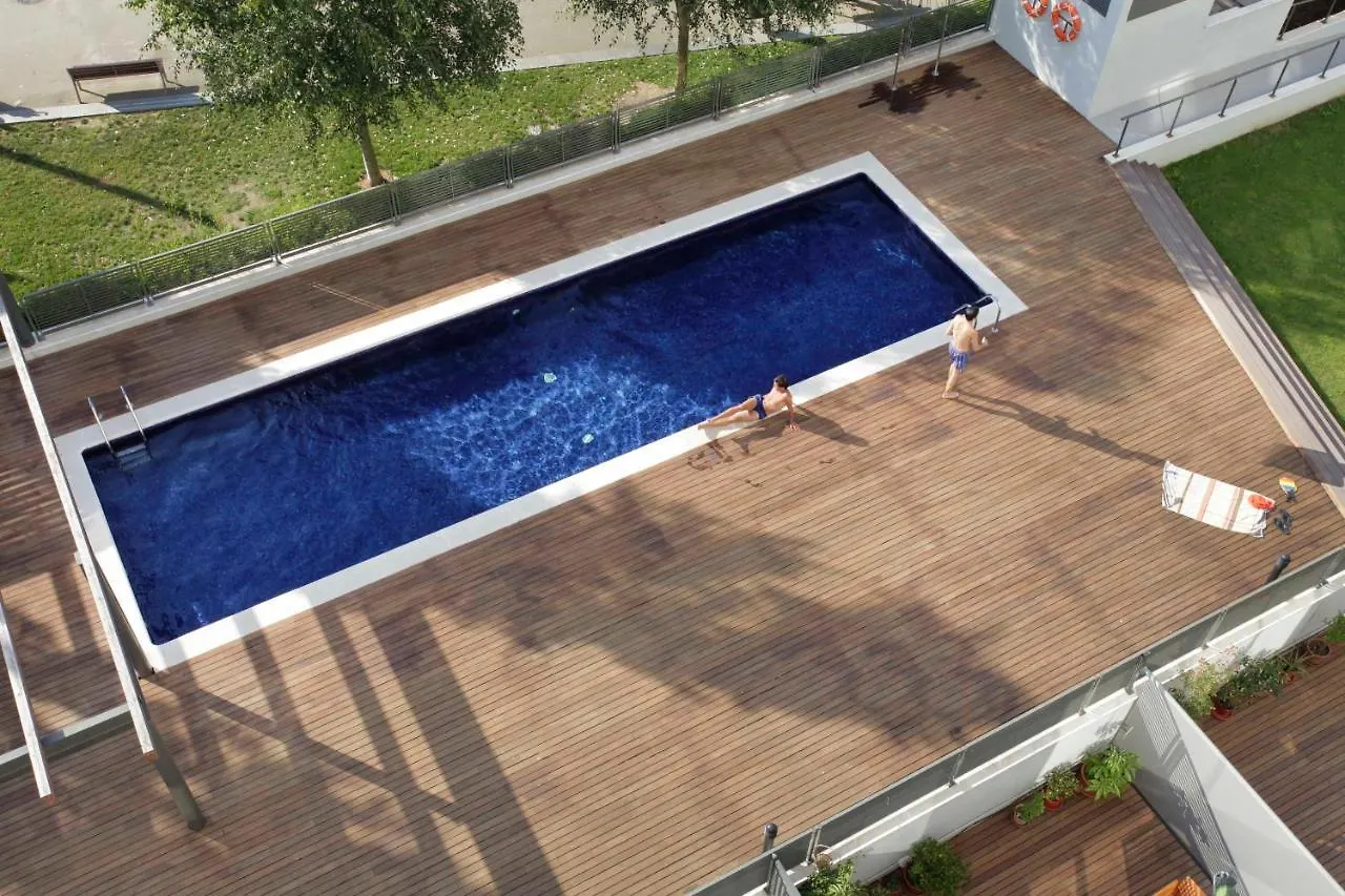 Taulat Diagonal Mar Pool Apartments Barcelona