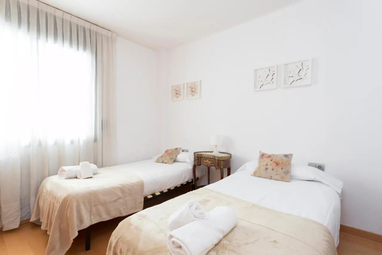 Taulat Diagonal Mar Pool Apartments Barcelona