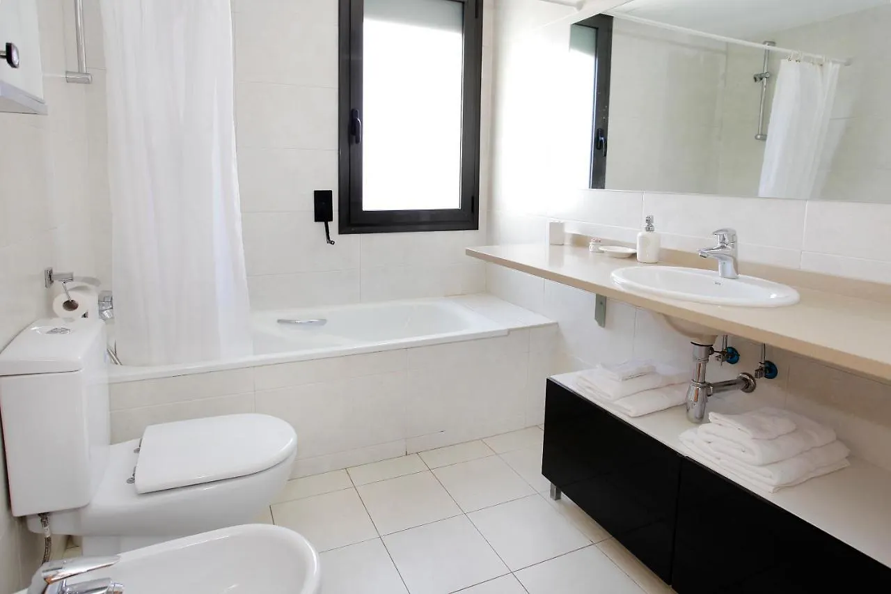 Taulat Diagonal Mar Pool Apartments Barcelona 0*,