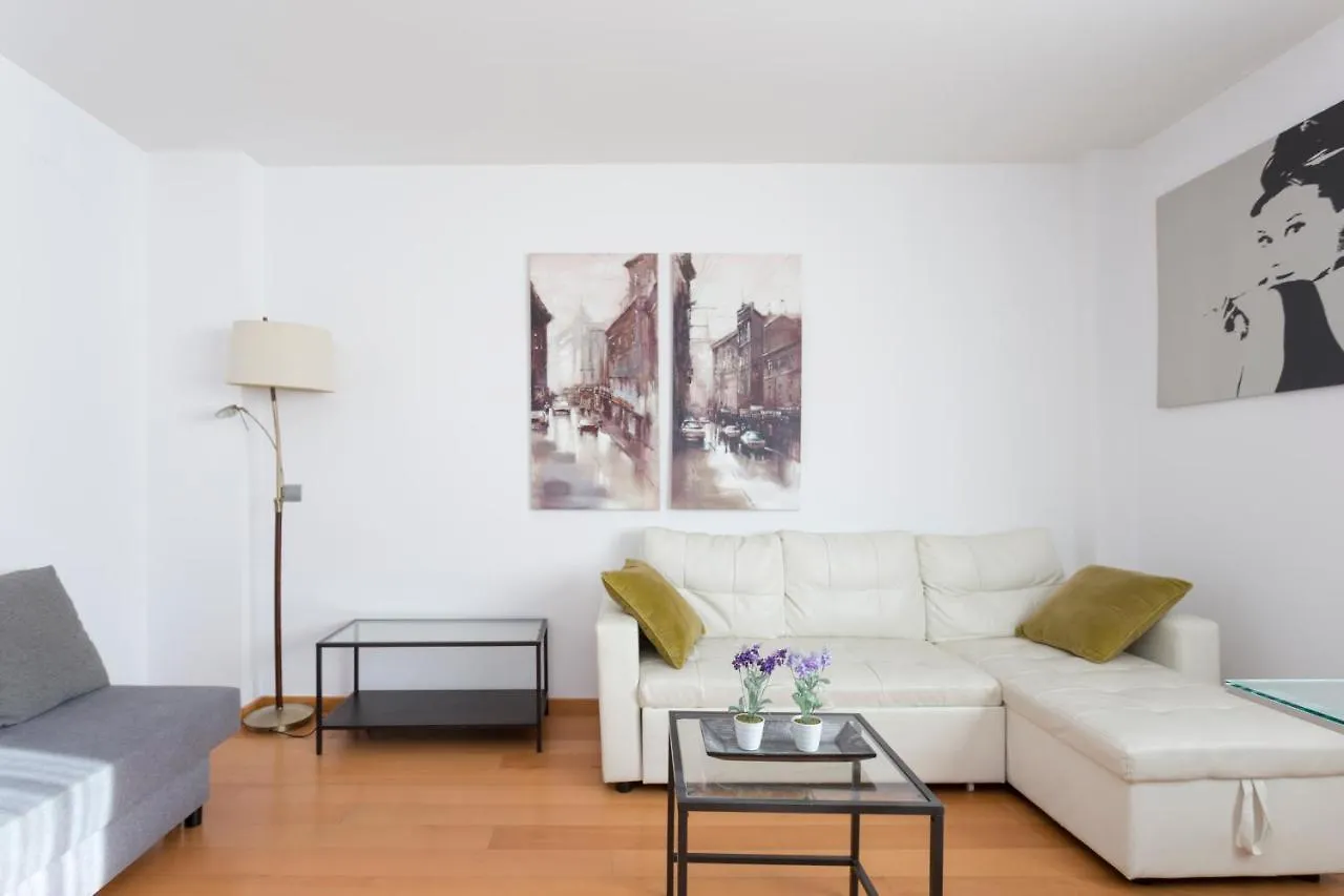 Taulat Diagonal Mar Pool Apartments Barcelona