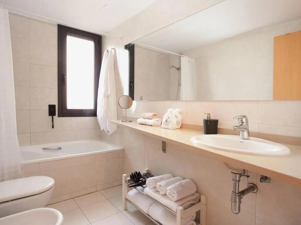 Taulat Diagonal Mar Pool Apartments Barcelona